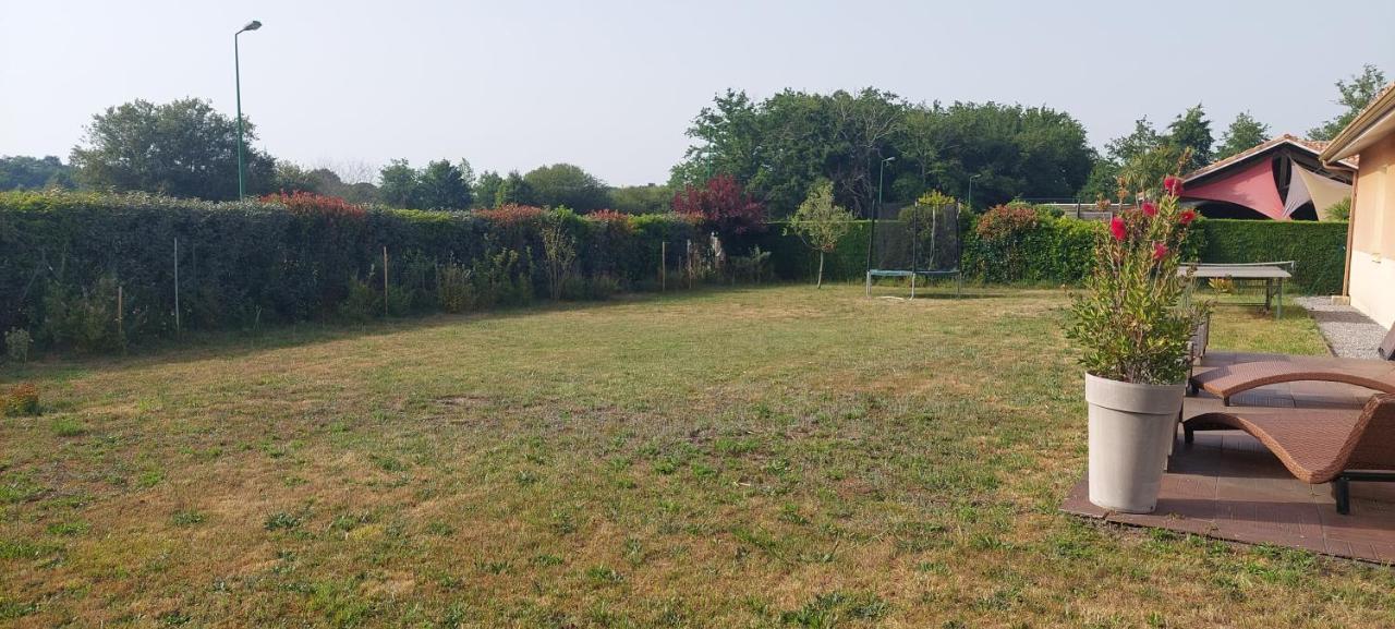 Gite Des Pins Aureilhan  Exterior foto